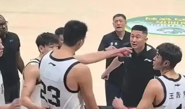 九游娱乐app下载-不只是徐昕，常规赛MVP也曾遭杜锋轻视？打全运会地位不如王睿泽